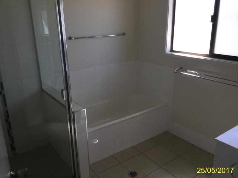8 Walsh Avenue, Blackwater QLD 4717