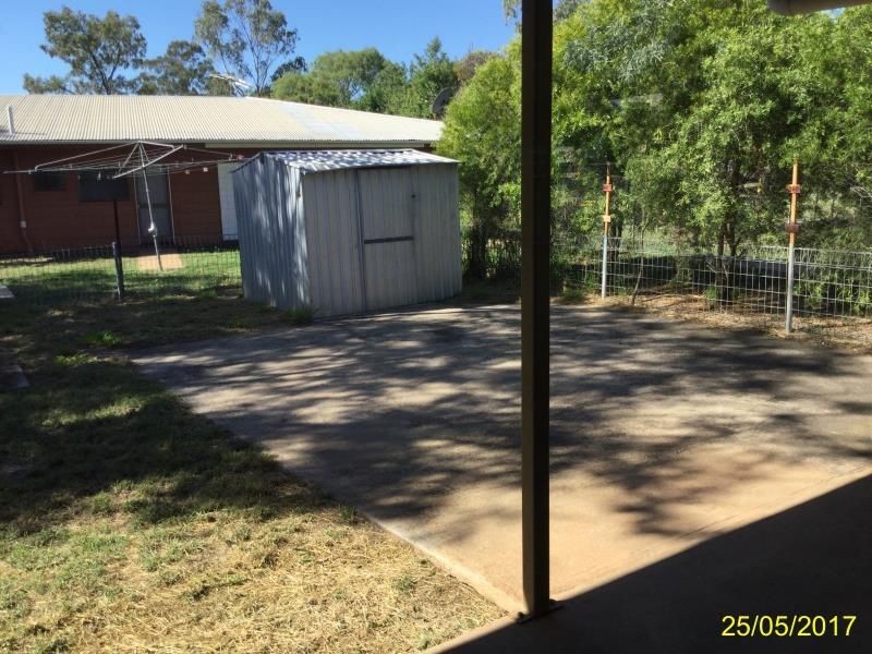 8 Walsh Avenue, Blackwater QLD 4717
