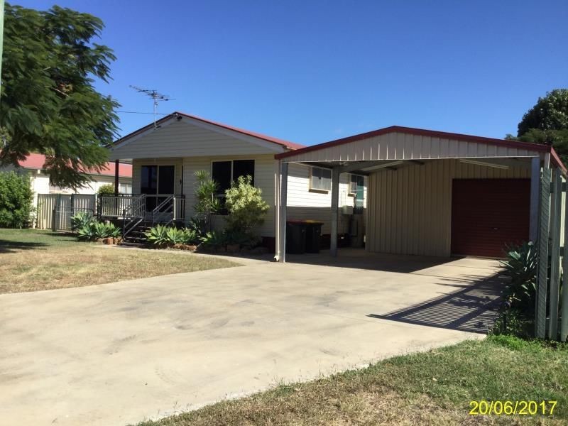 16 Long Street, Blackwater QLD 4717