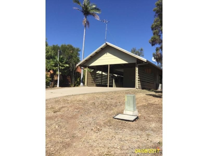 25 Walsh Avenue, Blackwater QLD 4717
