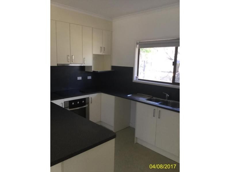 25 Walsh Avenue, Blackwater QLD 4717