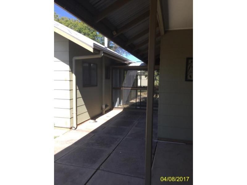 25 Walsh Avenue, Blackwater QLD 4717