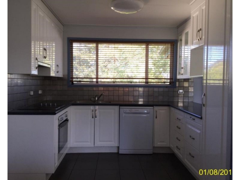 23 Bremner Street, Blackwater QLD 4717