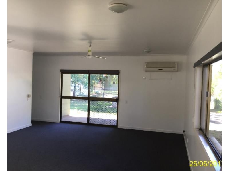 8 Walsh Avenue, Blackwater QLD 4717