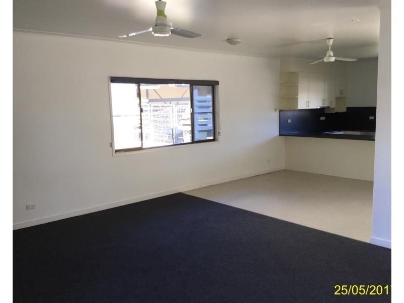 8 Walsh Avenue, Blackwater QLD 4717