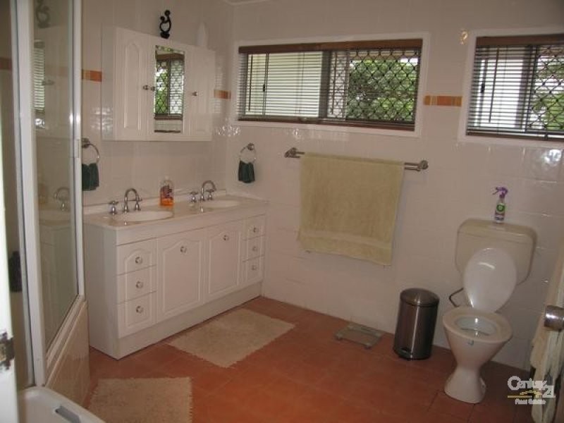 18 Lawless Street, Blackwater QLD 4717