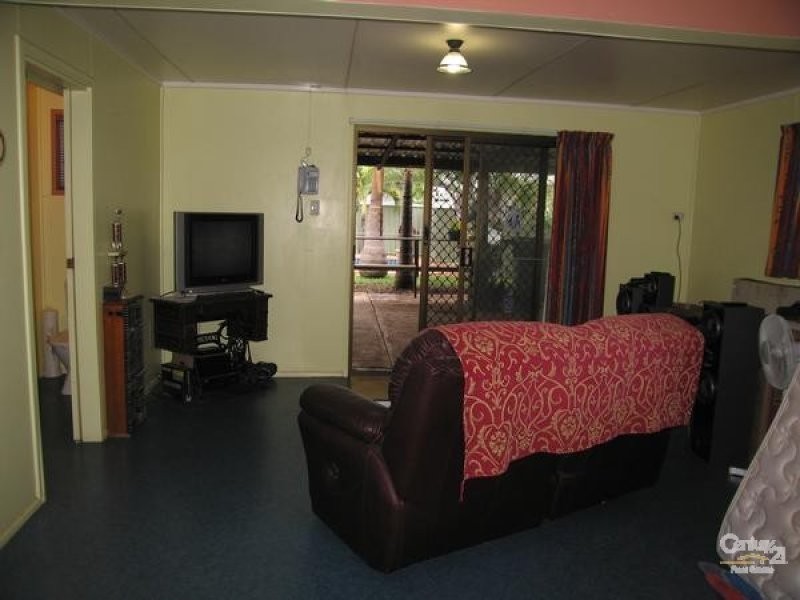 18 Lawless Street, Blackwater QLD 4717