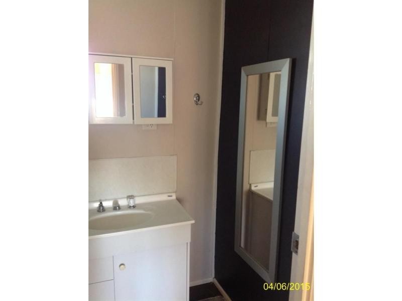 15 Bredhauer Street, Blackwater QLD 4717