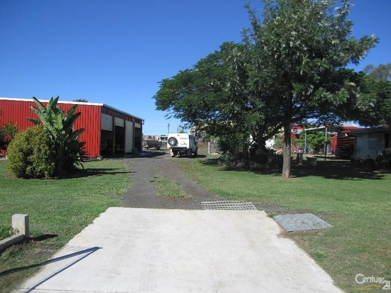 35 Doon Street, Blackwater QLD 4717