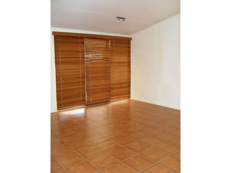 29 Hunter Street, Blackwater QLD 4717