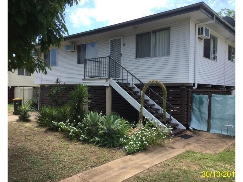 12 Acacia Street, Blackwater QLD 4717