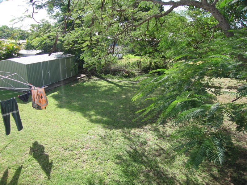 12 Acacia Street, Blackwater QLD 4717