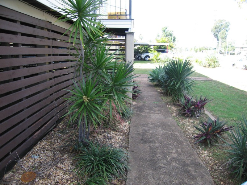 12 Acacia Street, Blackwater QLD 4717