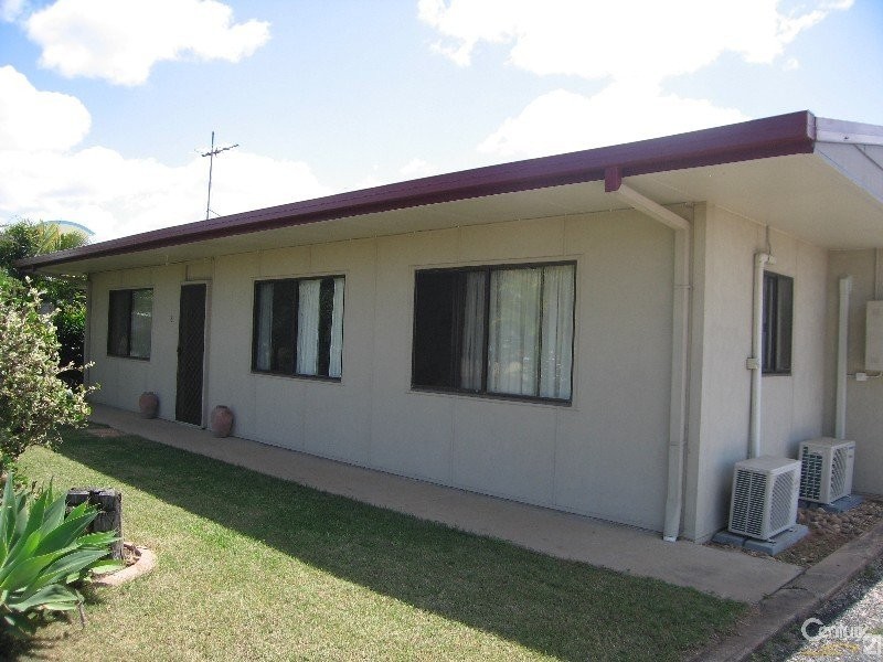 8 Cherry Street, Blackwater QLD 4717
