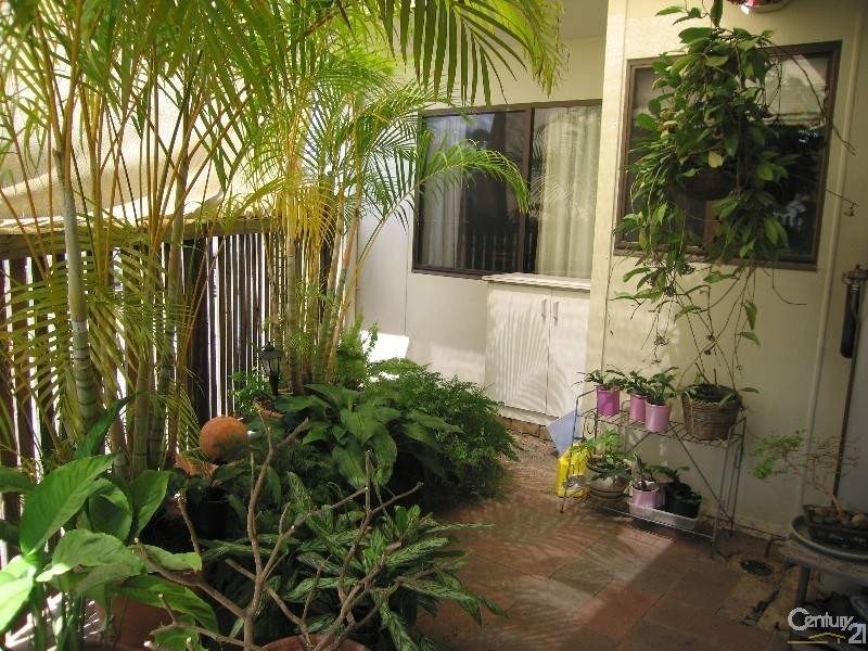 8 Cherry Street, Blackwater QLD 4717