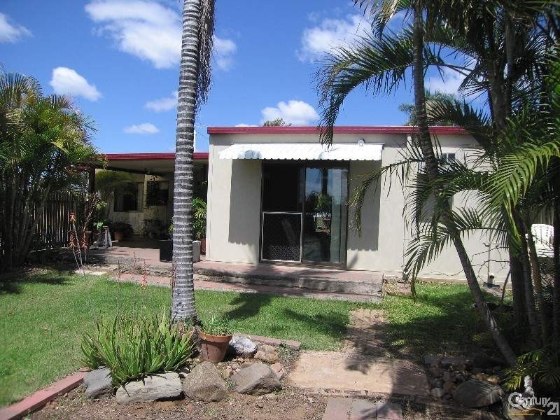 8 Cherry Street, Blackwater QLD 4717