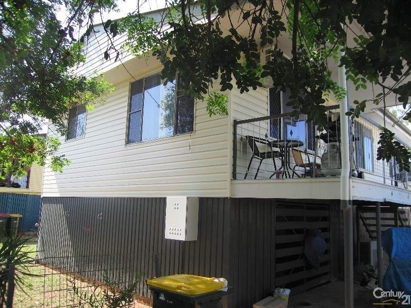 1 Kurrajong Street, Blackwater QLD 4717