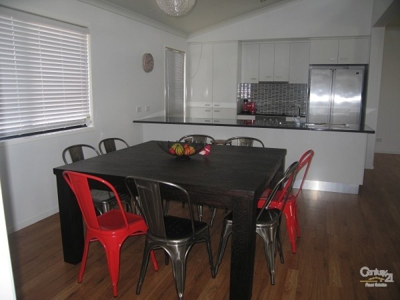 19 Blackbutt Street, Blackwater QLD 4717