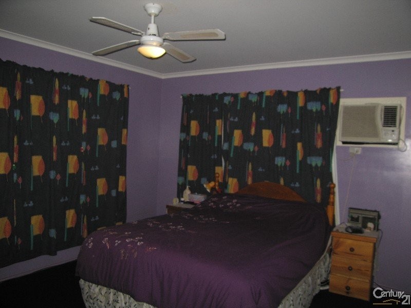 25 Blackbutt Street, Blackwater QLD 4717