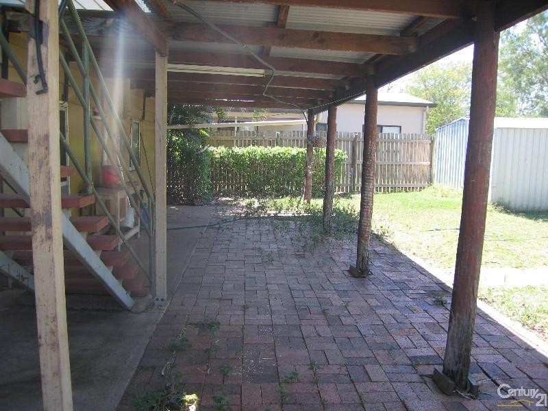 25 Blackbutt Street, Blackwater QLD 4717