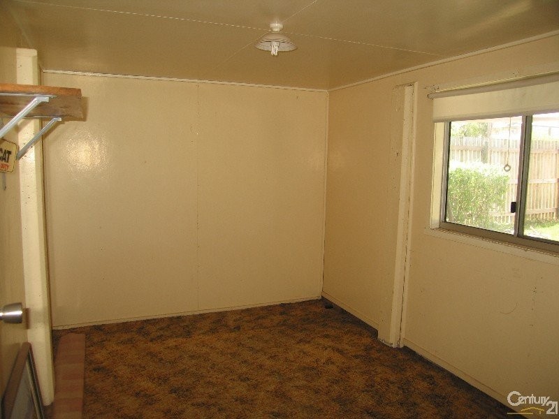 25 Blackbutt Street, Blackwater QLD 4717