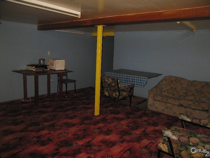 25 Blackbutt Street, Blackwater QLD 4717