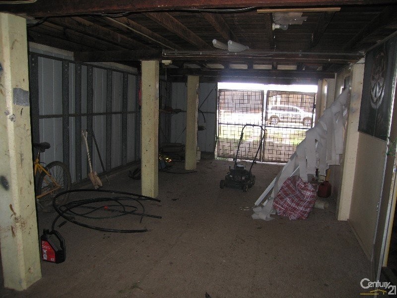 25 Blackbutt Street, Blackwater QLD 4717