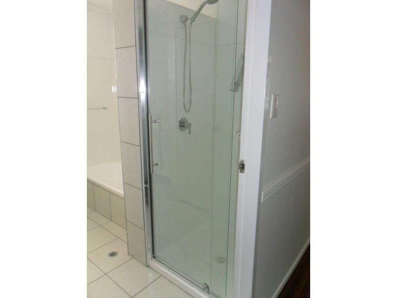 16 Gum Street, Blackwater QLD 4717