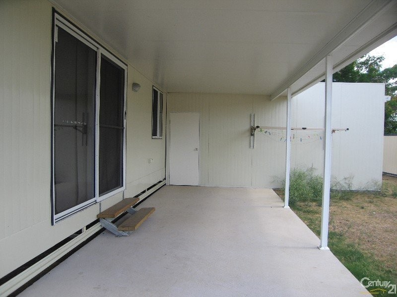 15 Boonery Street, Blackwater QLD 4717