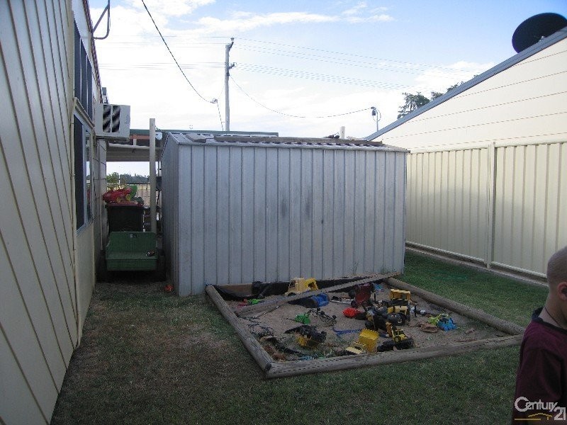 29 Hunter Street, Blackwater QLD 4717