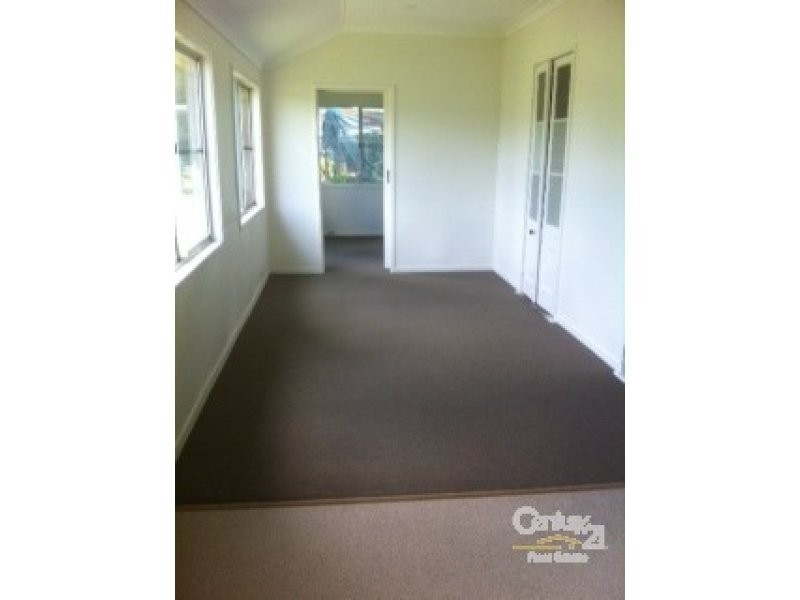 4 Dunning Street, Alpha QLD 4724