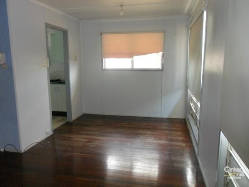 27 Littlefield Street, Blackwater QLD 4717