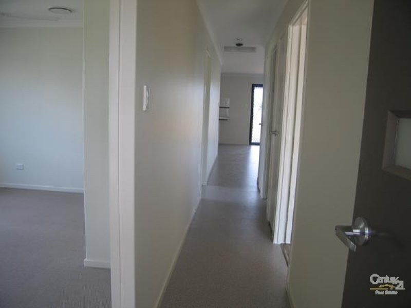 65B Stower Street, Blackwater QLD 4717