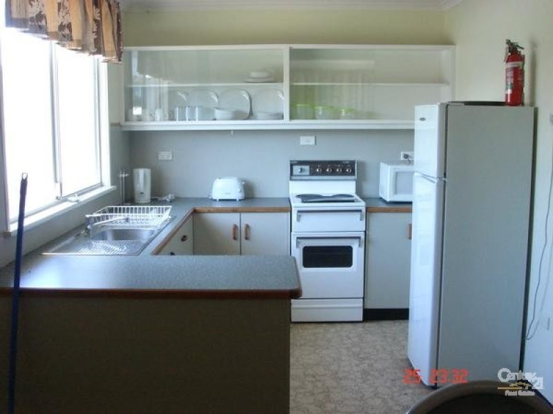 17A Acacia Street, Blackwater QLD 4717