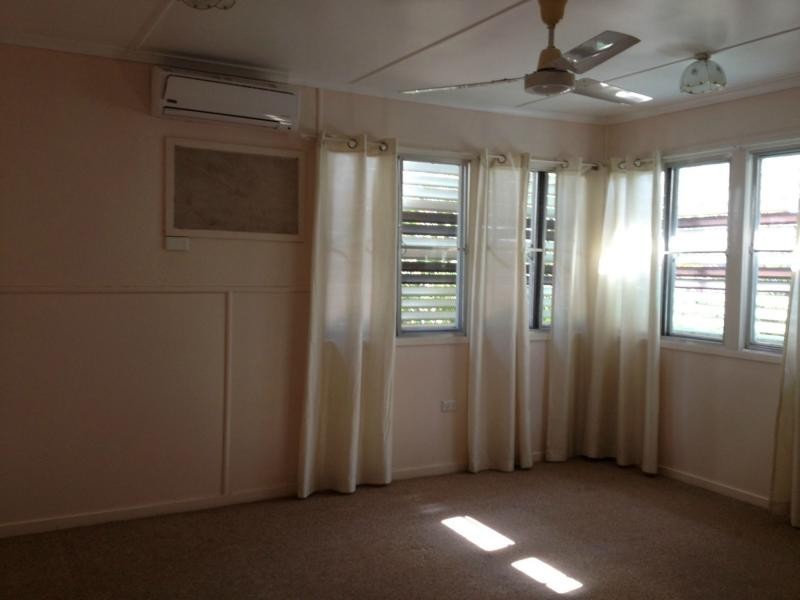 32 Fay Street, Blackwater QLD 4717