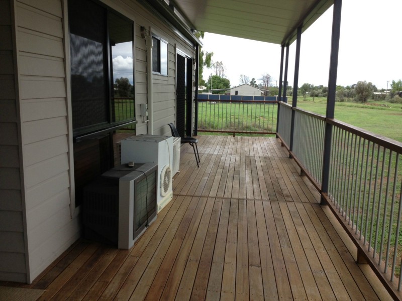 6 Cherry Street, Blackwater QLD 4717
