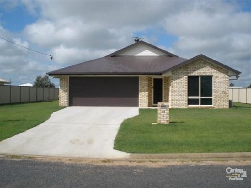 45 Hibiscus Street, Blackwater QLD 4717