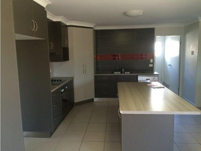 56 Gladstone Street, Emerald QLD 4720