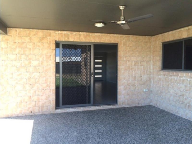 56 Gladstone Street, Emerald QLD 4720