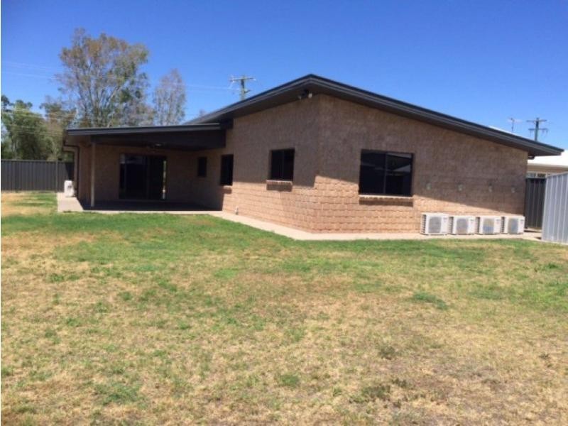 56 Gladstone Street, Emerald QLD 4720