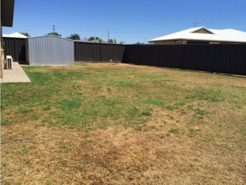 56 Gladstone Street, Emerald QLD 4720