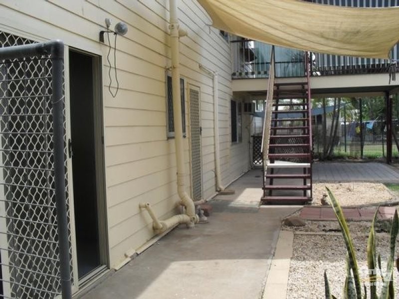 30 Birt Street, Blackwater QLD 4717