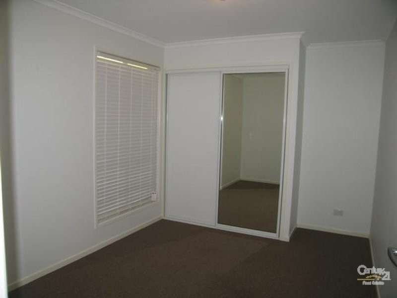 15 Egan Street, Emerald QLD 4720