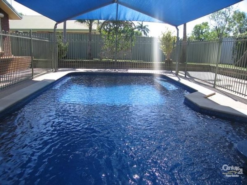 15 Egan Street, Emerald QLD 4720