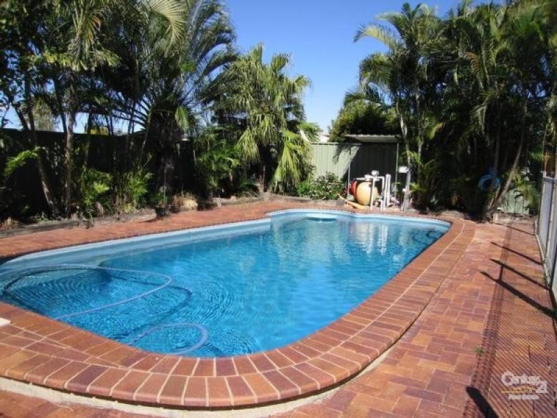 41 Arthur Street, Blackwater QLD 4717