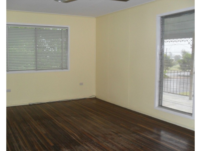 19 Arthur Street, Blackwater QLD 4717