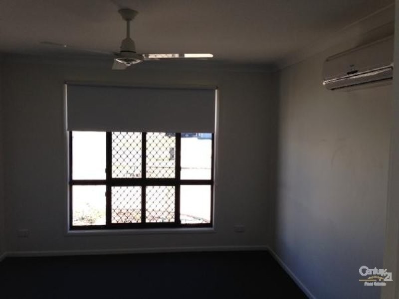 Unit 2/15 Singleton Street, Emerald QLD 4720
