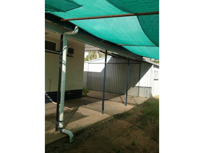 20 Talbot Street, Blackwater QLD 4717