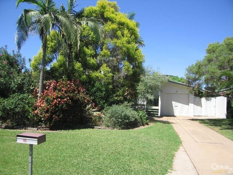 16 Myall Street, Blackwater QLD 4717