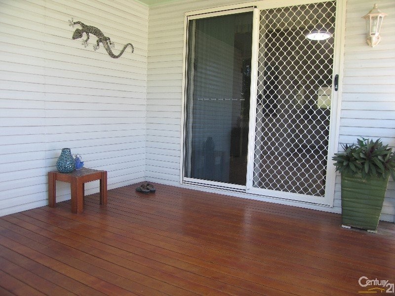 16 Myall Street, Blackwater QLD 4717